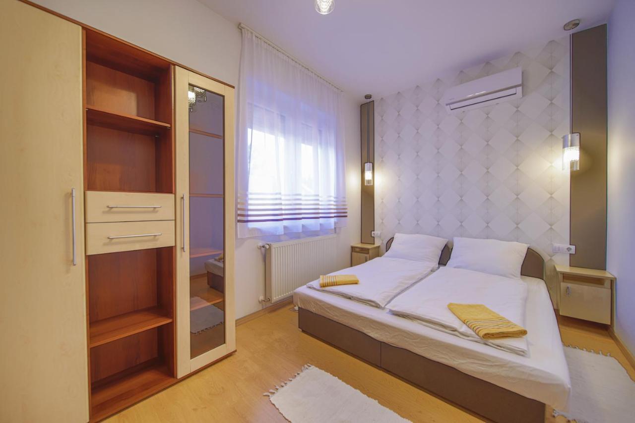 Kálvin utcai Apartmanok Hajdúszoboszló Exterior foto
